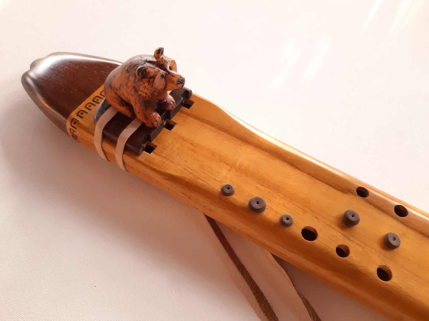 Flauta Nativa Ancestral Triple con Totem de Oso