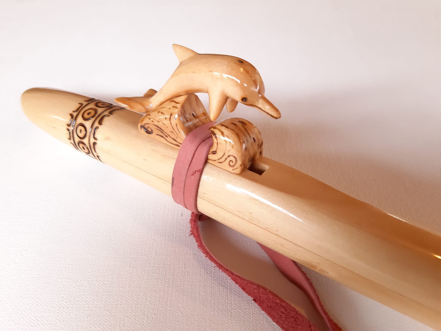 Flauta Nativa Ancestral Totem de Delfín